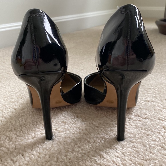 Black patent leather BCBG Jaze D’Orsay heels - Picture 5 of 7